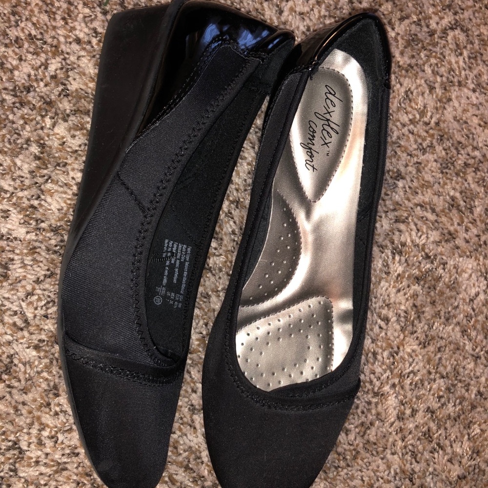 Women’s black wedge heels